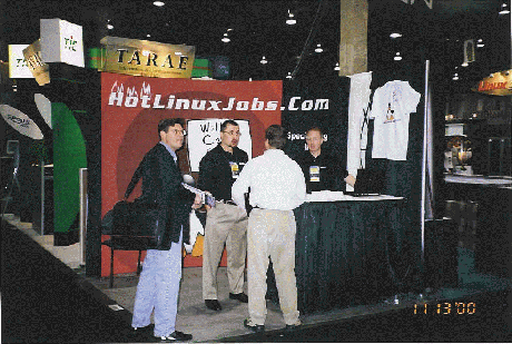 Comdex LinuxBusiness Expo 2000 Las Vegas HotLinuxJobs Booth
